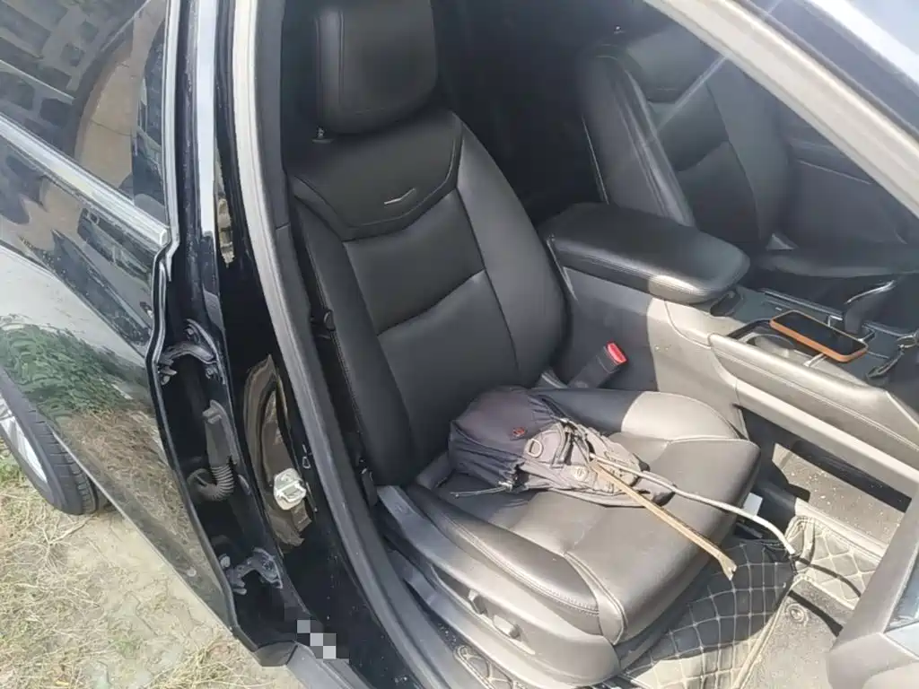 Cadillac XT5 — миниатюра 25