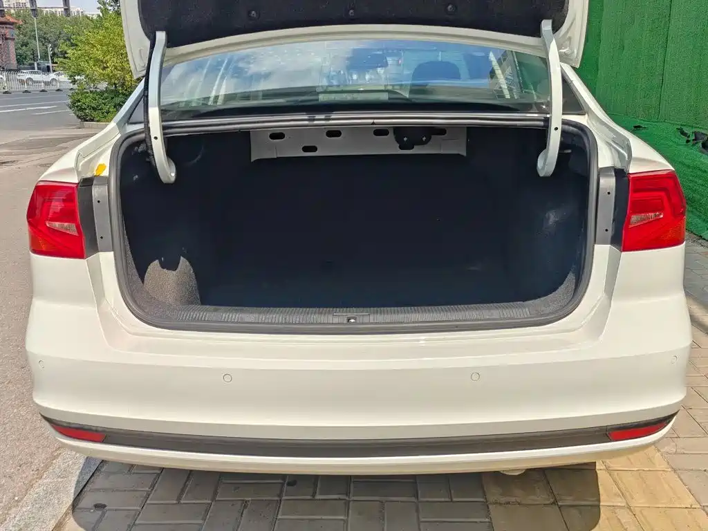 Volkswagen Bora — миниатюра 10