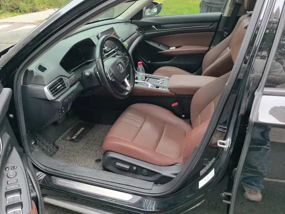Honda Inspire — миниатюра 9