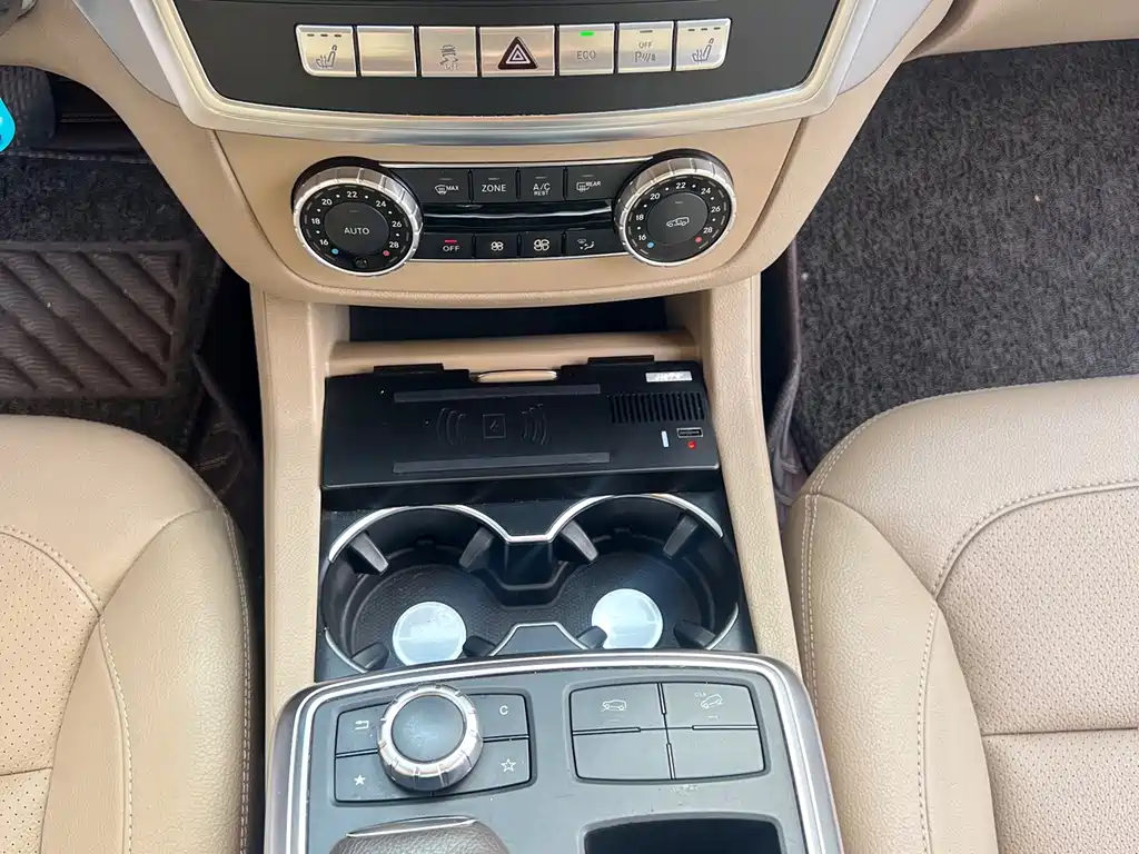 Mercedes-Benz M-Class — миниатюра 25