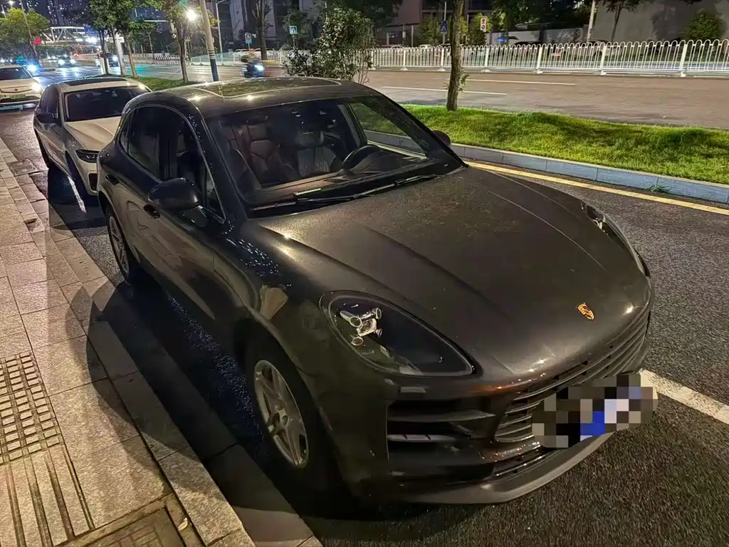 Porsche Macan — миниатюра 2