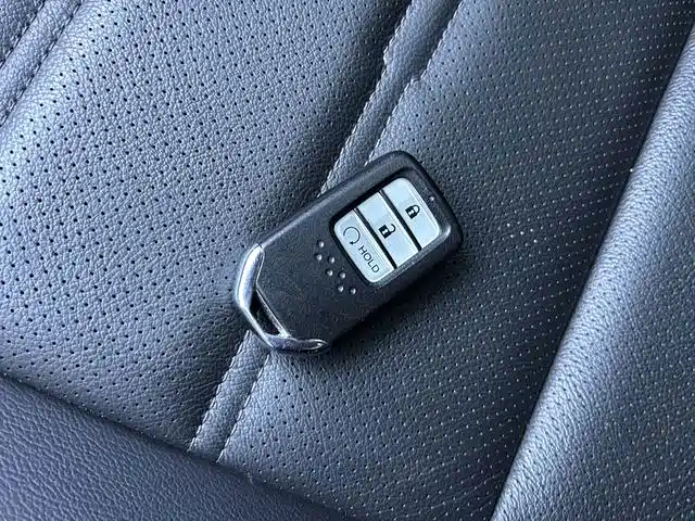 Honda CR-V — миниатюра 18