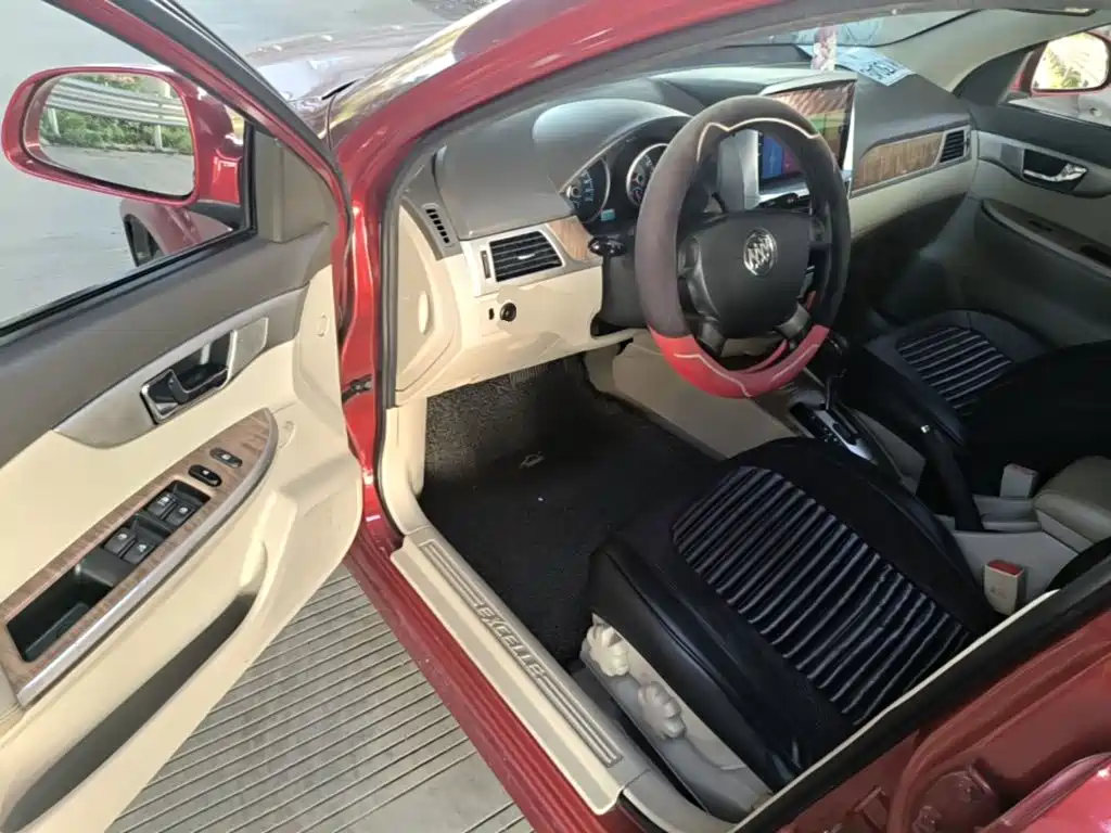 Buick Excelle — миниатюра 16