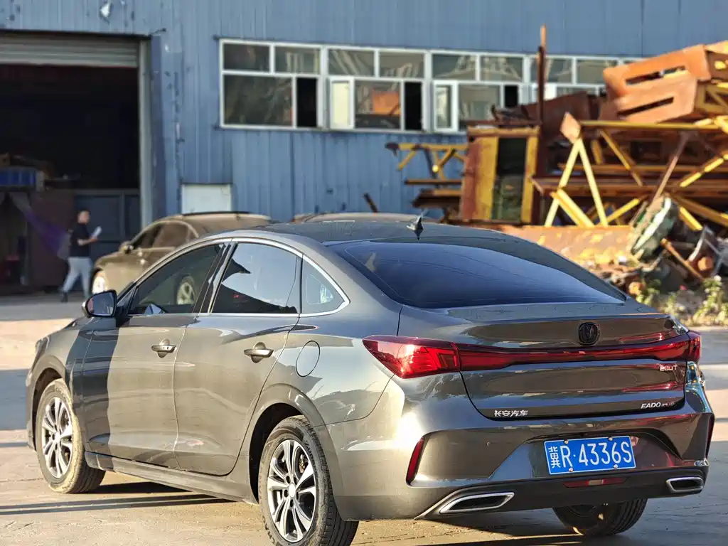 Changan Eado — миниатюра 7
