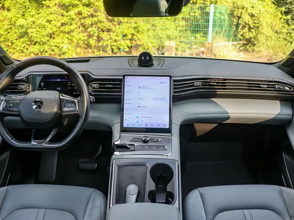 NIO ES6 — миниатюра 8