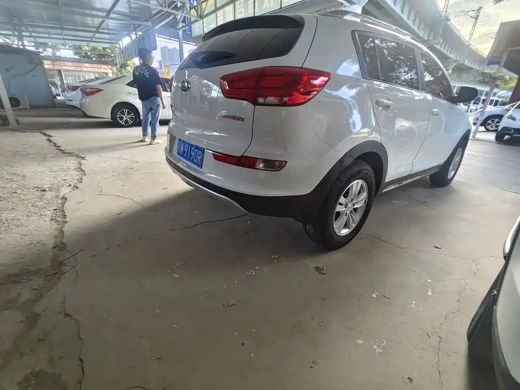 Kia Sportage — миниатюра 10