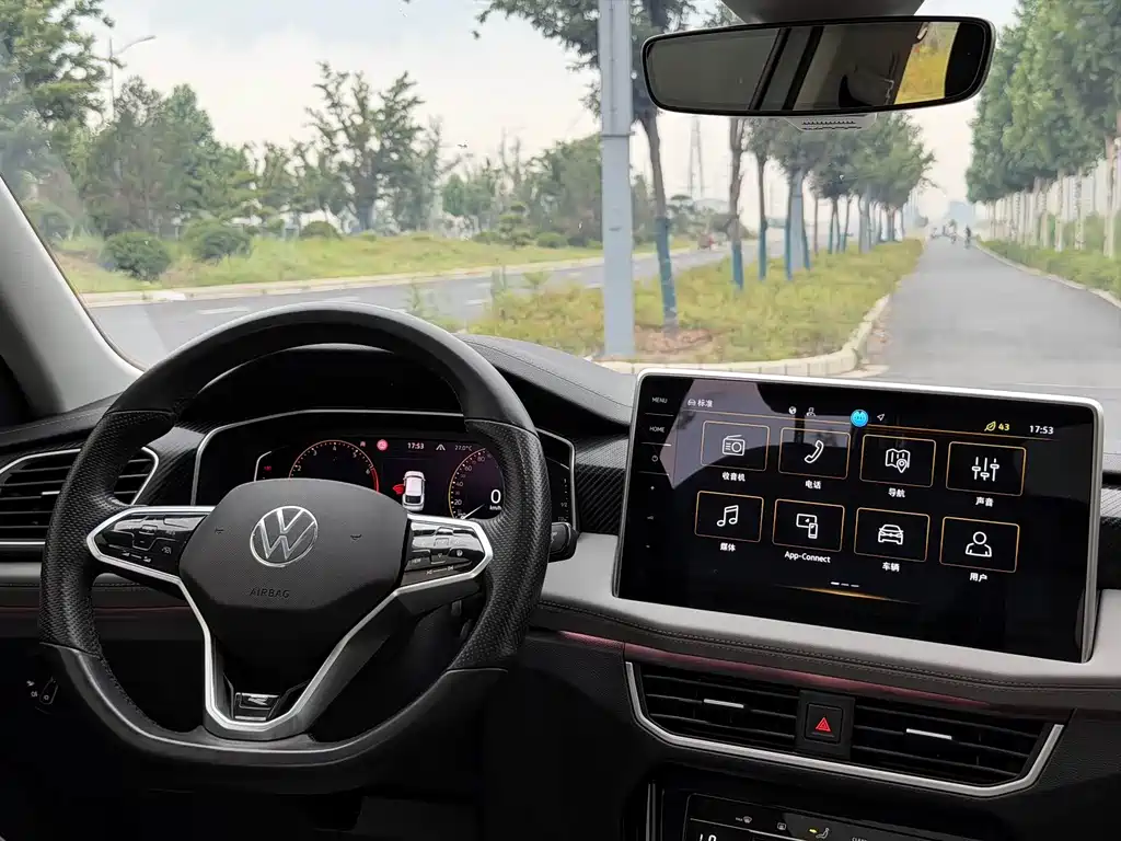 Volkswagen X — миниатюра 10