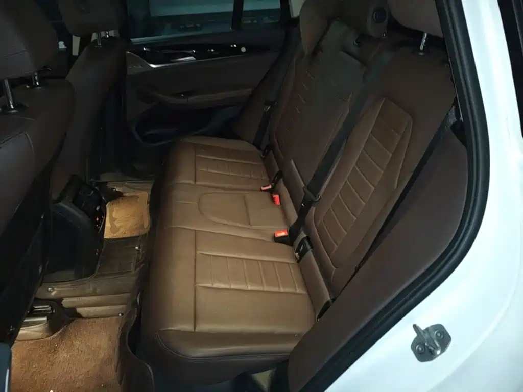 BMW X3 — миниатюра 17