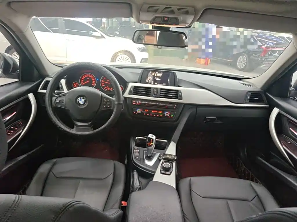 BMW 3 Series — миниатюра 10