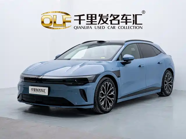 2025 Zeekr 007
