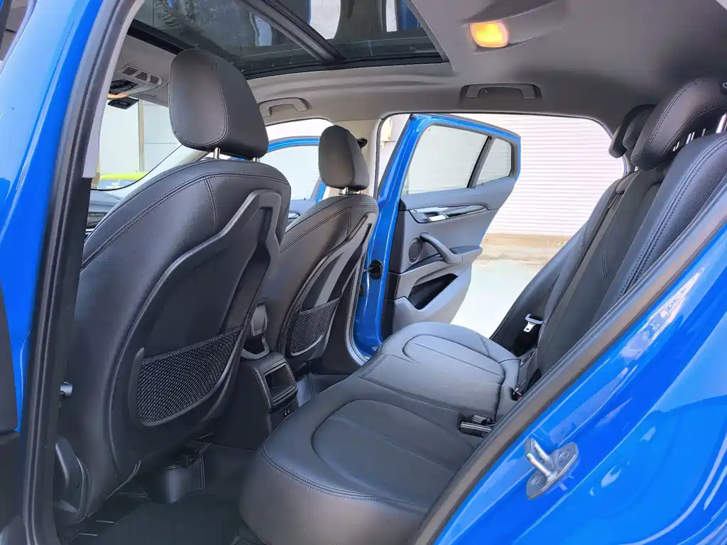 BMW X2 (Import) — миниатюра 8