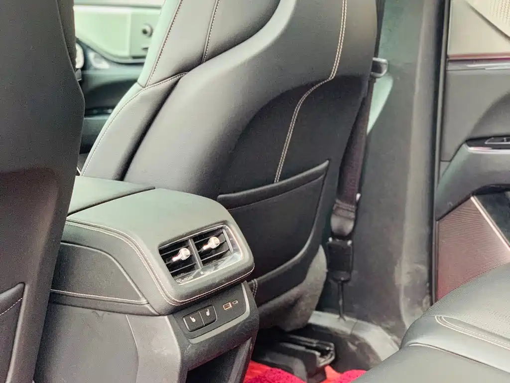 Cadillac XT5 — миниатюра 21