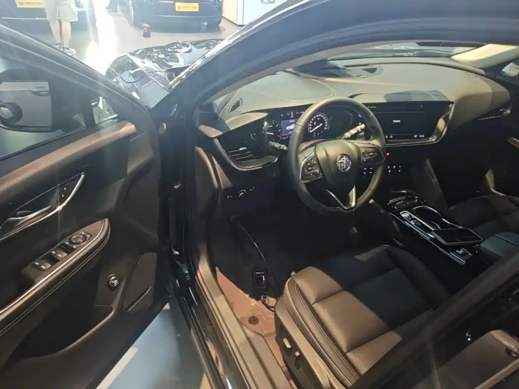 Buick Envision Plus — миниатюра 16