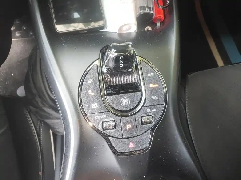 BYD Seal — миниатюра 10