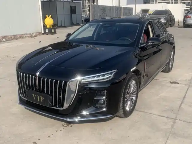 RED FLAG HONGQI H5 2024