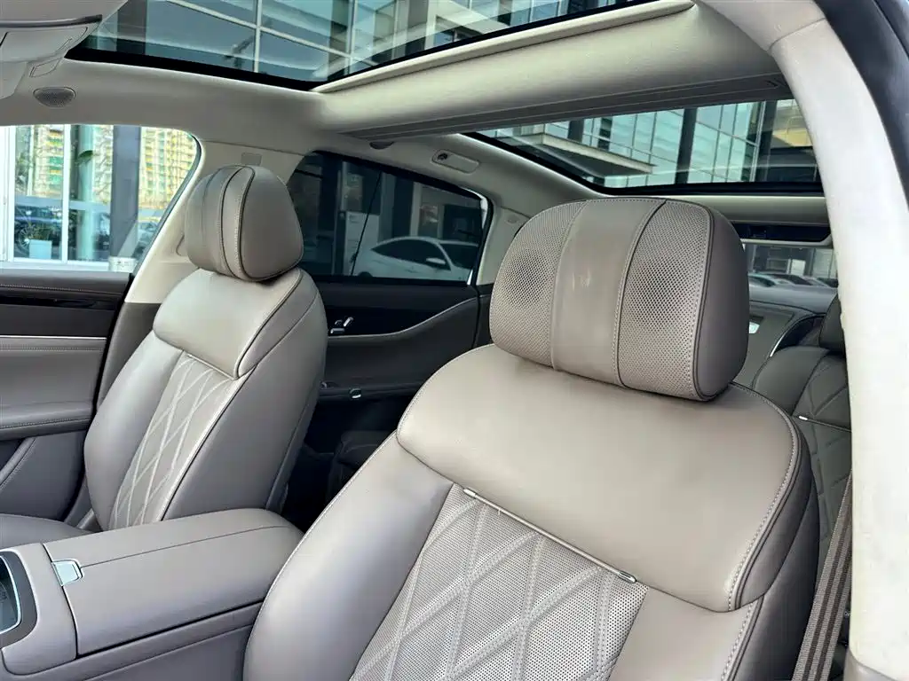 AITO ENJOY THE WORLD S9