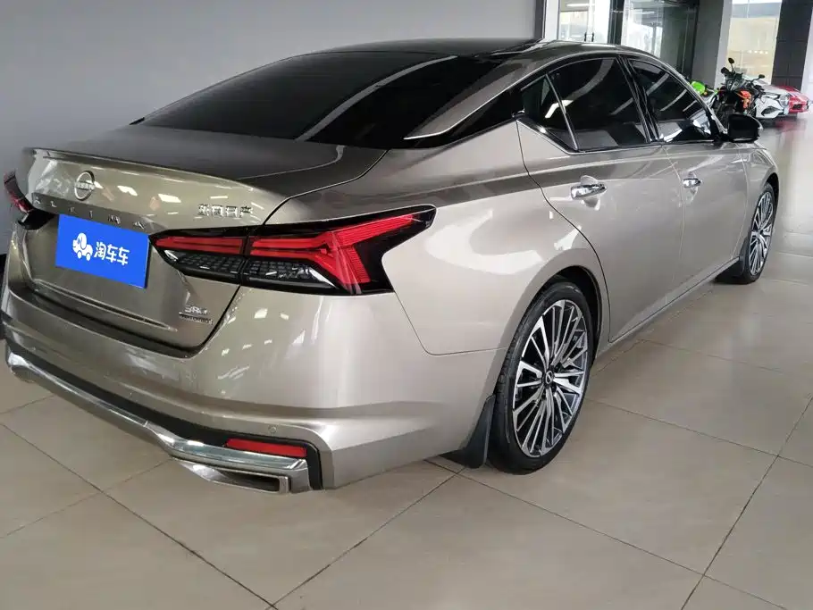 Nissan Teana — миниатюра 3