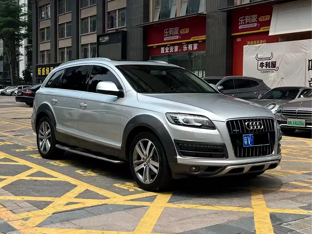 Audi Q7 2010 3.6 FSI Comfort