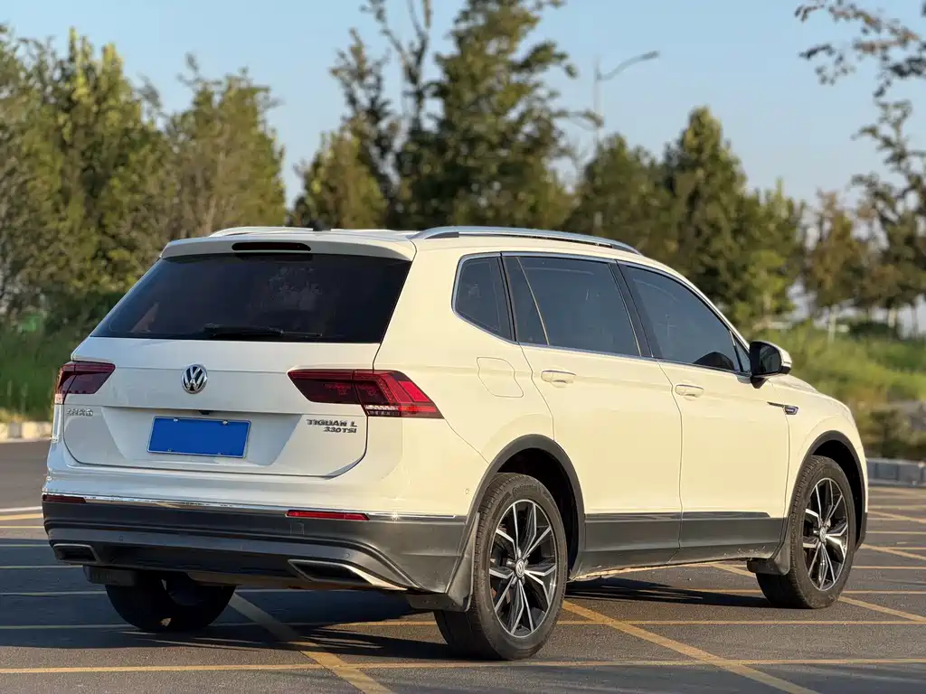 Volkswagen Tiguan L — миниатюра 7