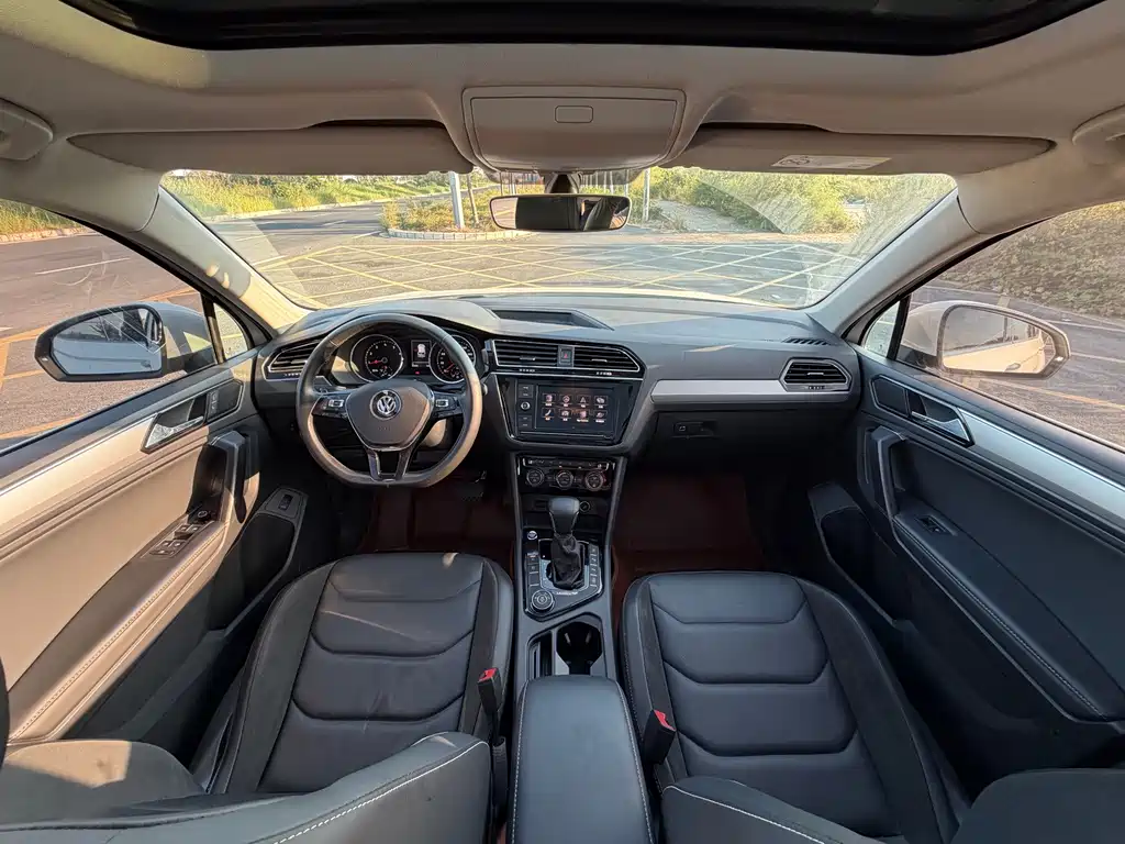 Volkswagen Tiguan L — миниатюра 10