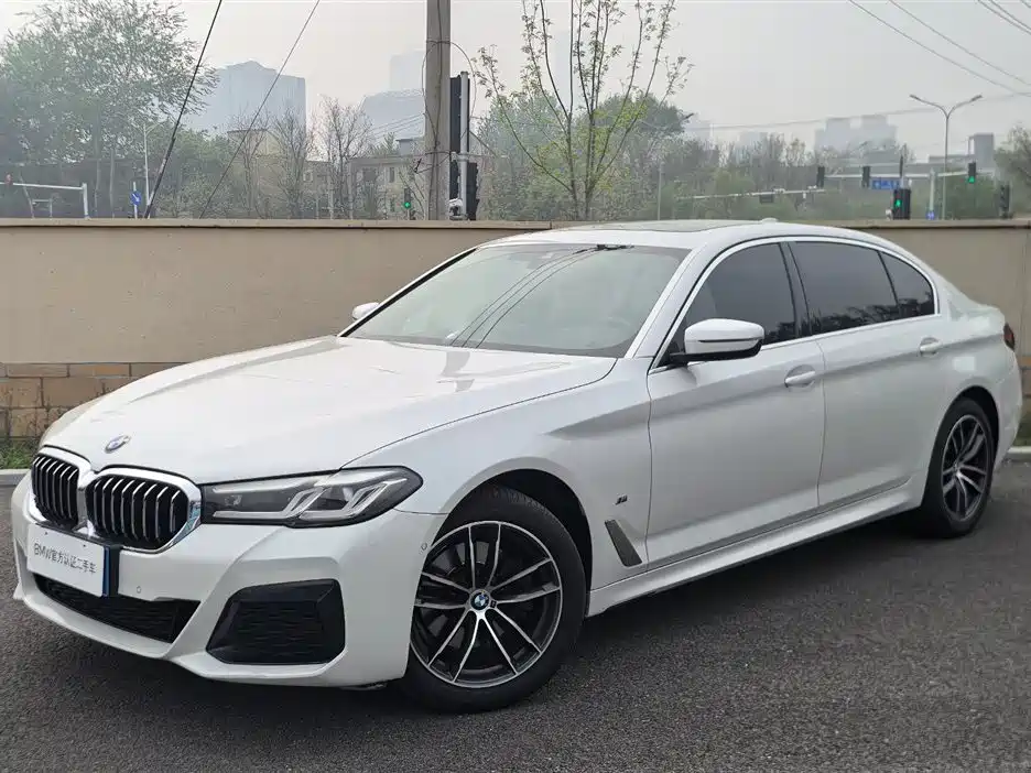BMW 5 Series 2023