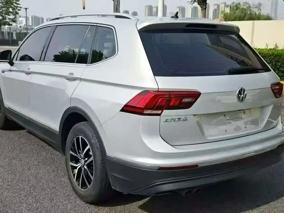 Volkswagen Tiguan L — миниатюра 4