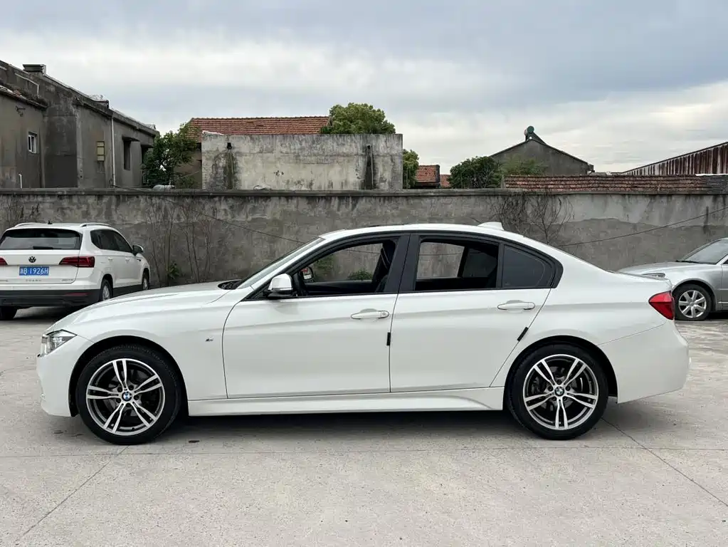 BMW 3 Series — миниатюра 14