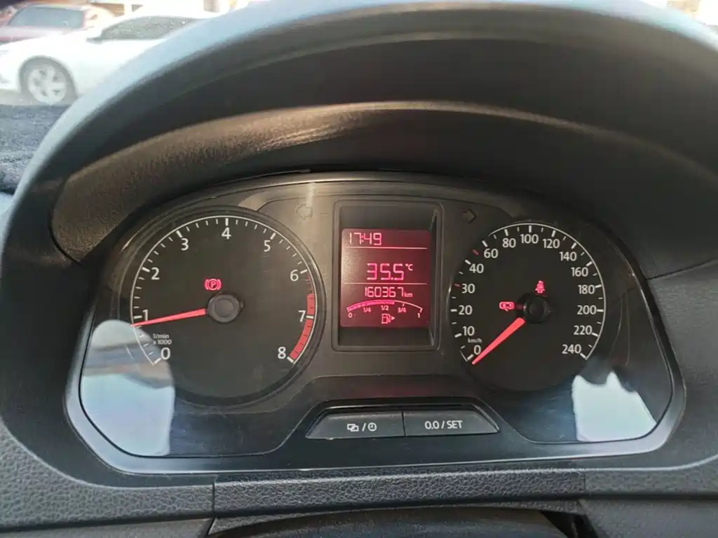 Volkswagen Jetta — миниатюра 12