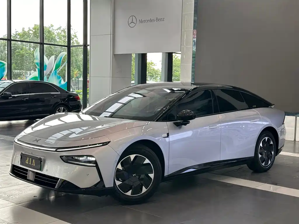 2025 Xpeng P7 - zdjęcie 1 z 27