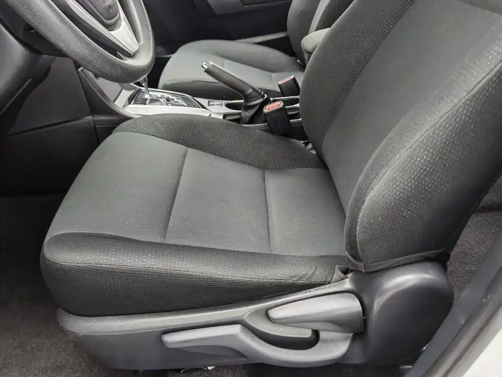 Toyota Corolla — миниатюра 20