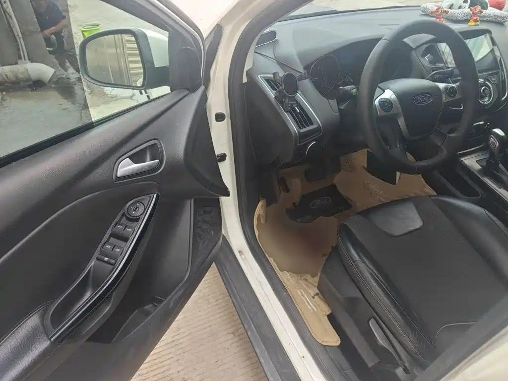 Ford Focus — миниатюра 17