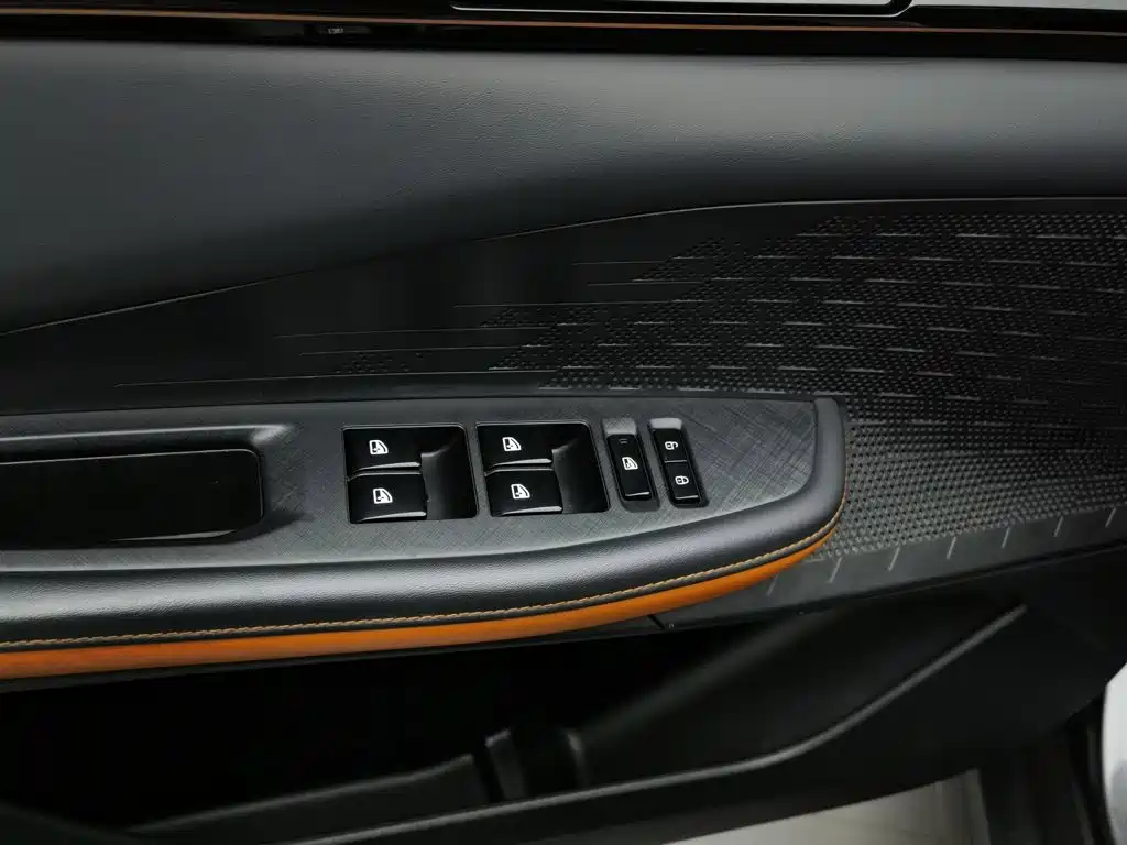 Changan UNI-V — миниатюра 9