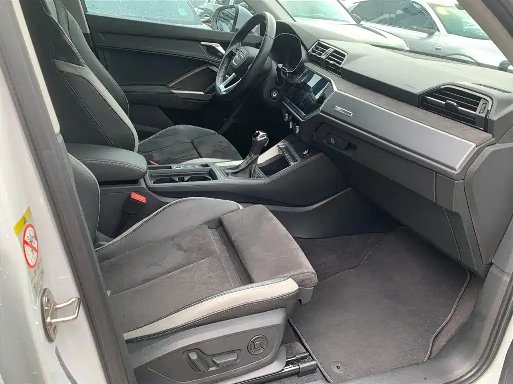 Audi Q3 2019 35 TFSI