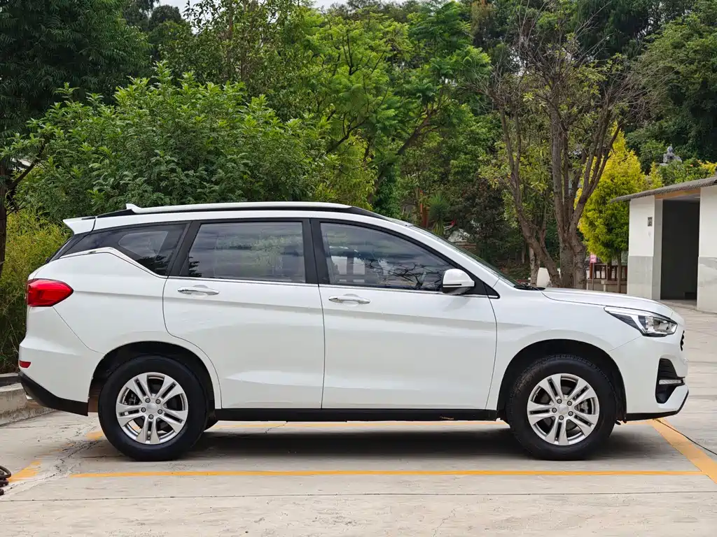 Haval M6 2019 1.5T DCT Elite VI