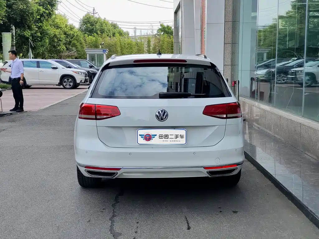 Volkswagen Variant 380TSI 2WD Comfort Travel Edition, фото 5