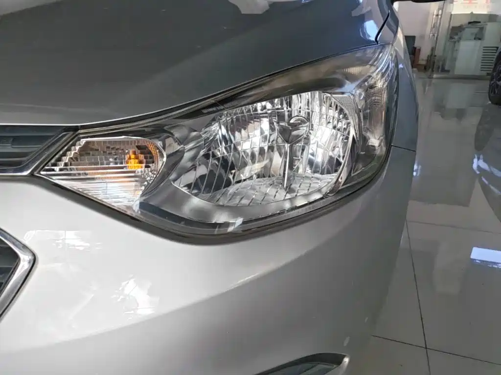 Chevrolet Sail — миниатюра 24
