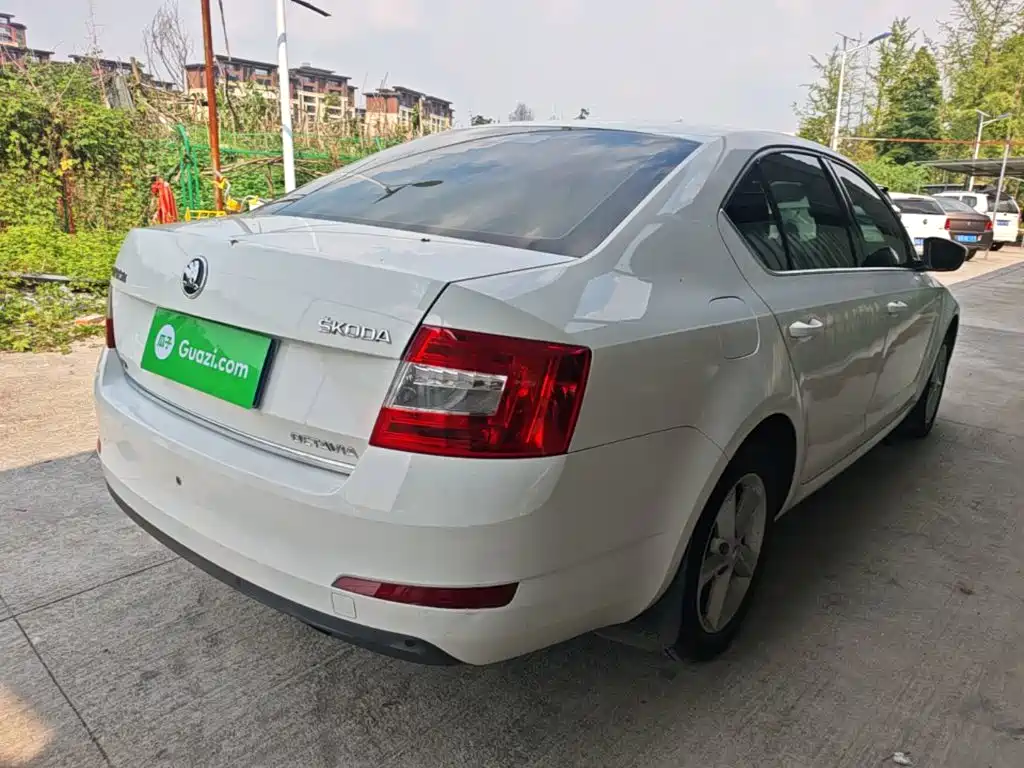 Skoda Octavia — миниатюра 7
