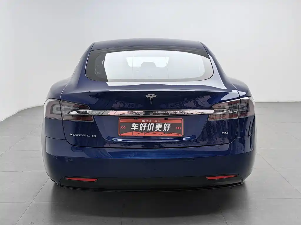 Tesla Model S — миниатюра 4
