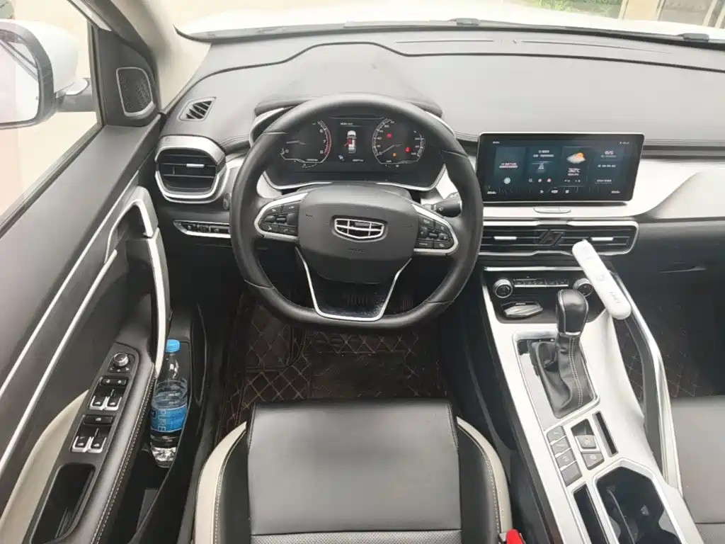 Geely Binyue — миниатюра 11