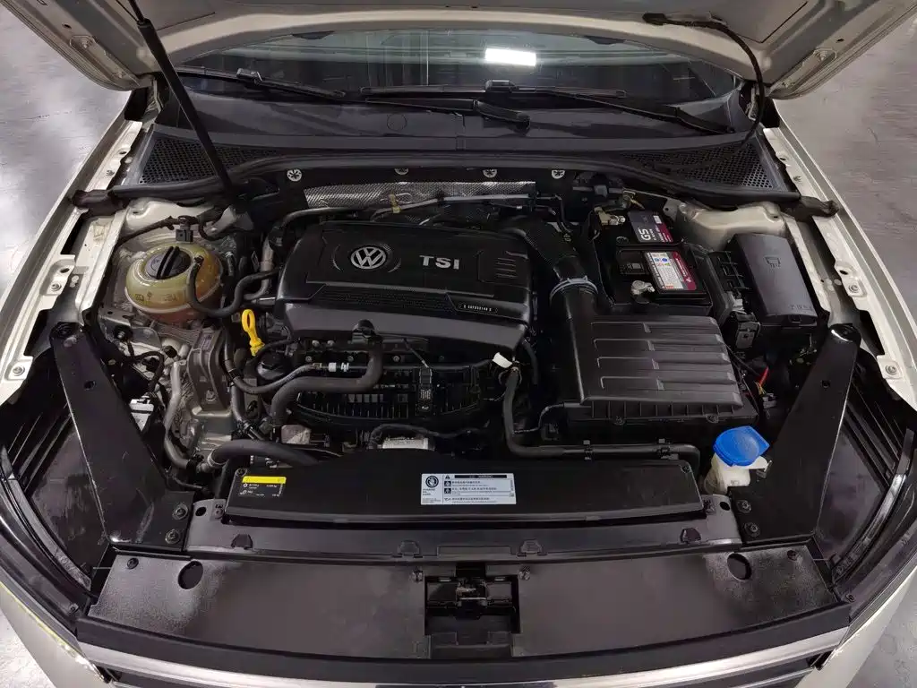 Volkswagen Magotan — миниатюра 6