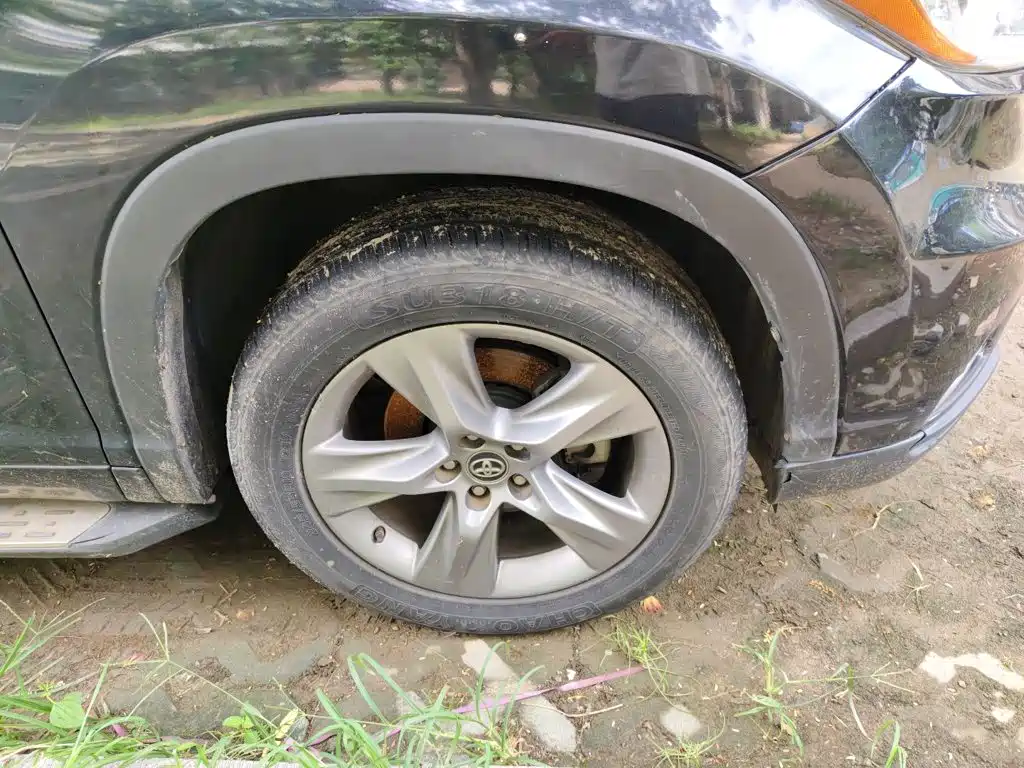 Toyota Highlander — миниатюра 24