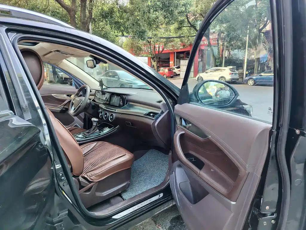 Changfeng Mattu 2018 1.6T GDI DCT Elite