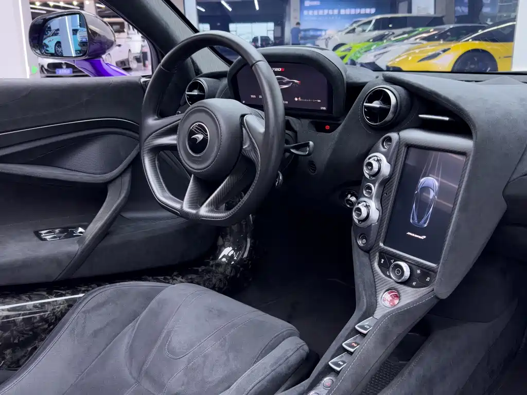 McLaren 720S — миниатюра 22