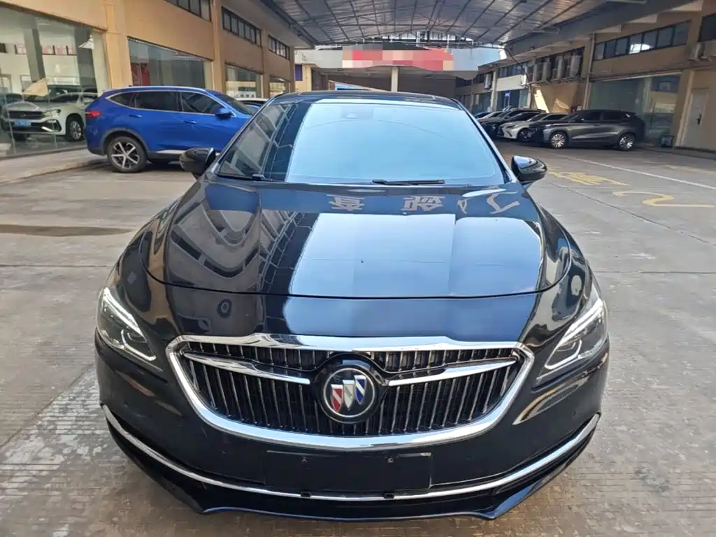 Buick LaCrosse — миниатюра 3