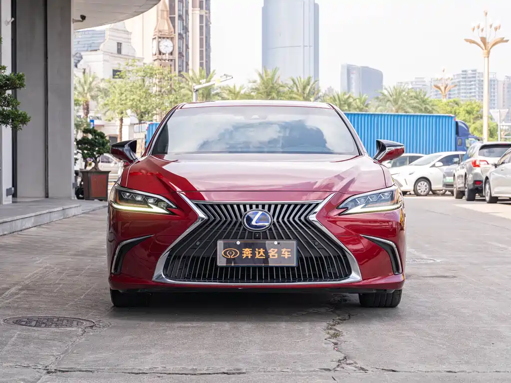 Lexus ES — миниатюра 2