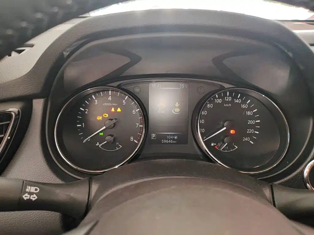 Nissan X-Trail — миниатюра 12