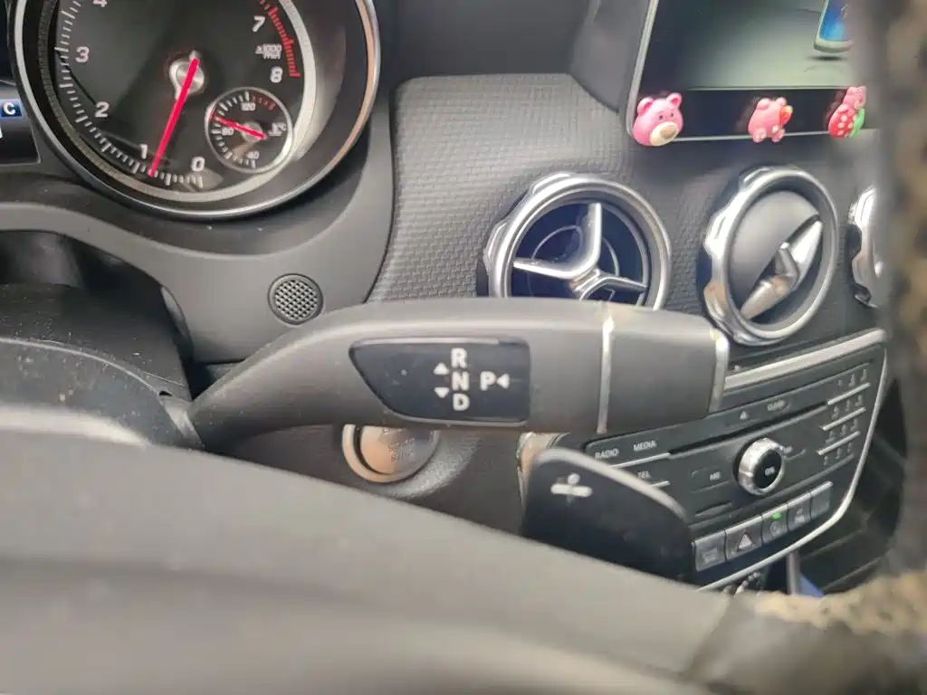 Mercedes-Benz GLA — миниатюра 10