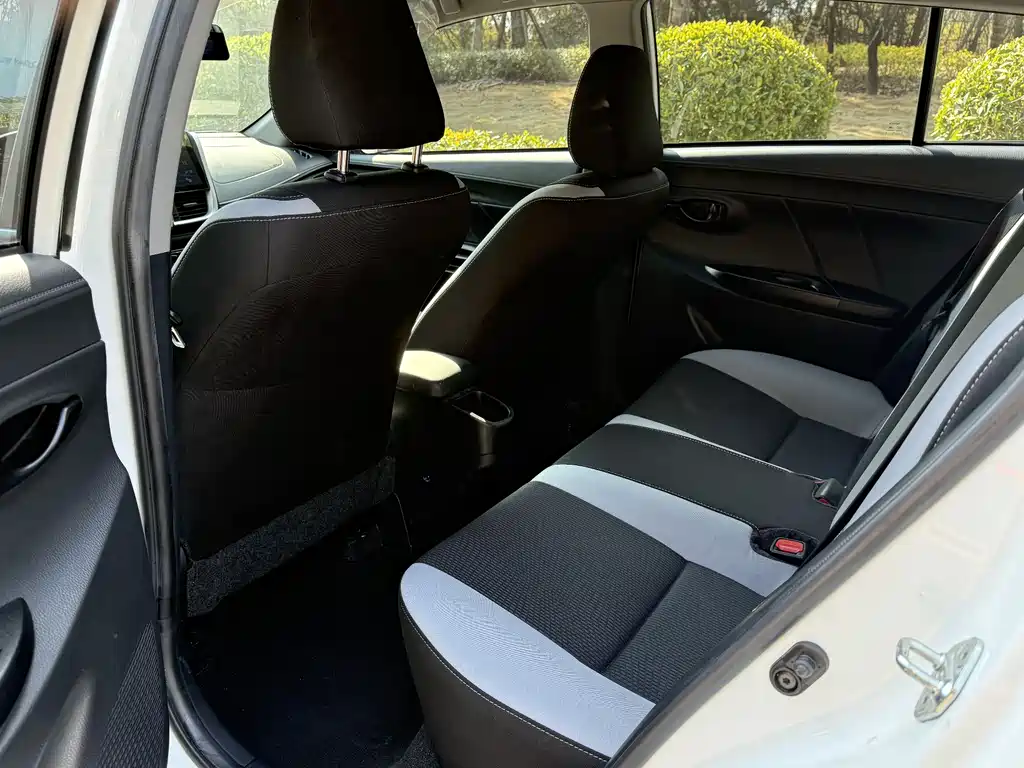 TOYOTA YARIS L ZHIXUAN