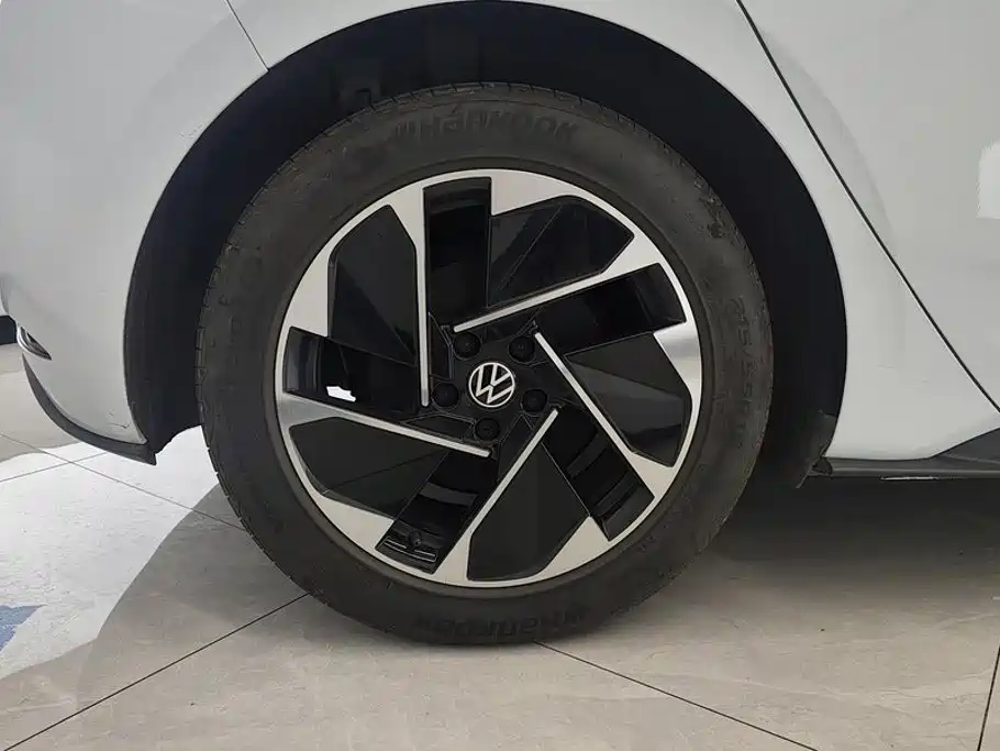 Volkswagen ID.3 — миниатюра 6