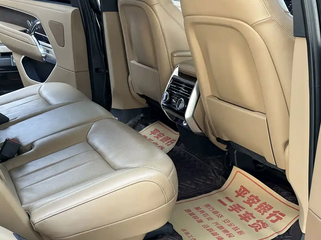 Land Rover Range Rover — миниатюра 12